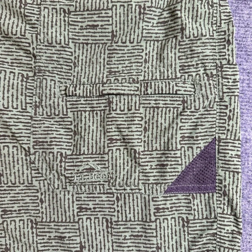 LL Bean Mens Green Patterned Nylon Belted Cargo Shorts Size M 502021